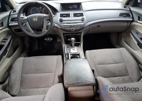 2011 Honda Accord Lxp z USA, uszkodzony, nr VIN 1HGCP2F41BA101884